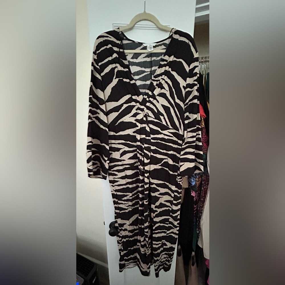H&M knot detail dress in zebra